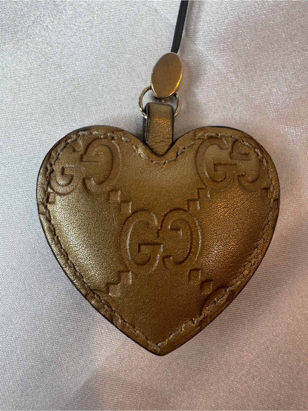 Gucci Guccissima GG Embossed Bronze-Gold-metallic Leather Heart Charm